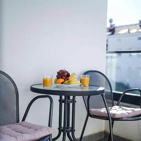 Royal Salona Apartment